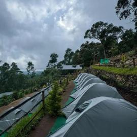Kolukkumalai camp bookings, hotel v mestu Suryanelli