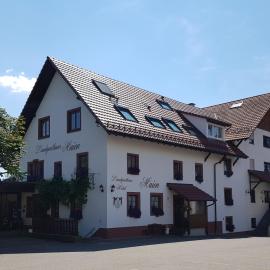 Landgasthaus Hotel Maien, khách sạn ở Rheinfelden