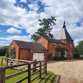 Lilly Hall Hopkiln - Exceptional 3 Bed Cottage in Ledbury Herefordshire