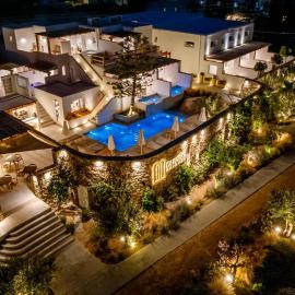 Oliving Mykonos Luxury Suites, hotel em Klouvas
