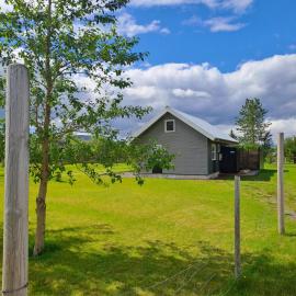 Nýlegur sumarbústaður/friðsæld, hotel a Mosfellsbær