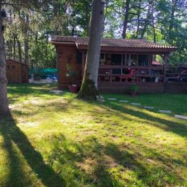 Chalet Domaine de Marcilly, hotel di Marcilly-sur-Eure