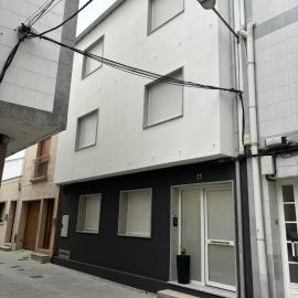 Apartamentos turísticos Demar, hotel v destinácii O Grove