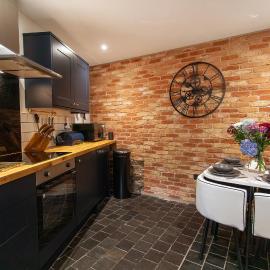 Stylish Home near Alton Towers Peak District Ashbourne Derbyshire