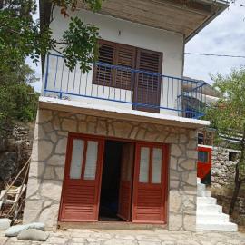 Blue House Tino, hotel u gradu Gdinj