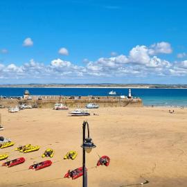 Premier 2 - Stunning Suite with Breathtaking Seaside Views