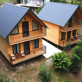 Zeda-Gvardia에 위치한 호텔 Panorama Hillside Cottages Racha