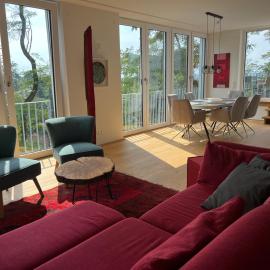 Luxuswohnung in Villa mit fantastischem Blick