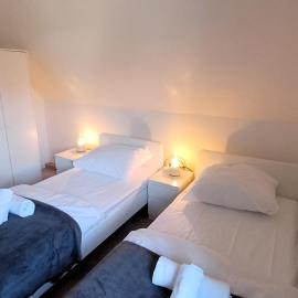Stay Nest Komfort Ferien- und Monteurwohnungen Küche-Garten