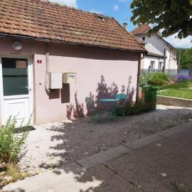 Maison à Pouilly en Auxois, hotel in Pouilly-en-Auxois