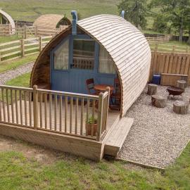 Finest Retreats - Wheatleys Glamping، فندق في هيكسهام