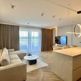 MG52 Luksusowy apartament z basenem i widokiem na Zalew Zegrzyński, hotel Zegrze Południowe városában