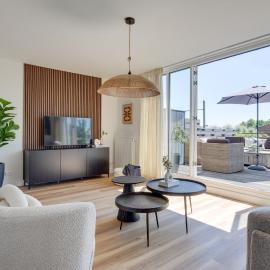 Meerzicht 61 - Luxury 4 person apartment, хотел в Uitgeest