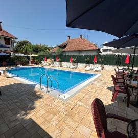 Smeštaj TEA sa dva bazena i besplatan parking, hotel i Vrnjačka Banja