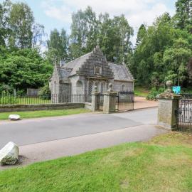 East Lodge - Crathes Castle, hotel in Banchory