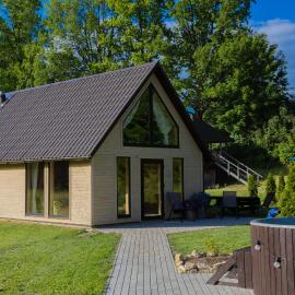 Kalna Smīžu pirtiņa, hotelli kohteessa Melturi