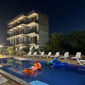 Pirosmani, hotel di Kobuleti