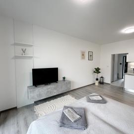 DMR APARTMENTS Parkview