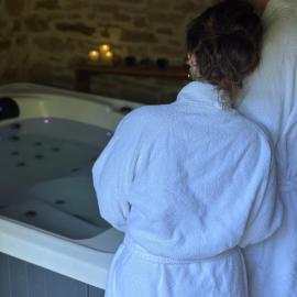 Sous la glycine, hotell i Sarrazac