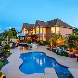Oceanfront Gated villa，納奈莫的飯店