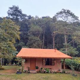 Chalé Vale das Flores - Visconde de Mauá Rj, hotel in Visconde De Maua