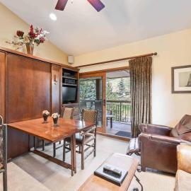 Lodge at Lionshead 310