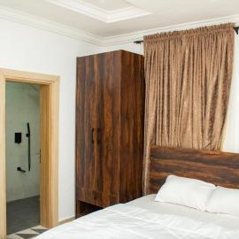 Skenyo Hotel & Apartments, hotel en Ketti