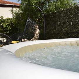 Romantic Escape With Private Hot Tub Near Split