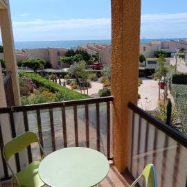 Petit appartement bord de mer, hotel in Fleury