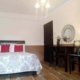 Jil's Apartelle, хотел в Тагайтай