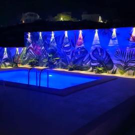 Chalet Edy con piscina, hotel v mestu Peñíscola
