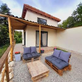 Cozy Tiny House plus SPA - à Pereille d'en Haut, khách sạn ở Péreille