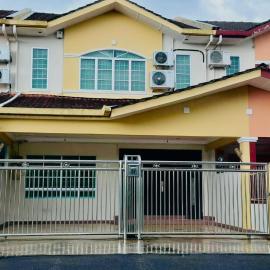 HmHome-Three โรงแรมในซีบู