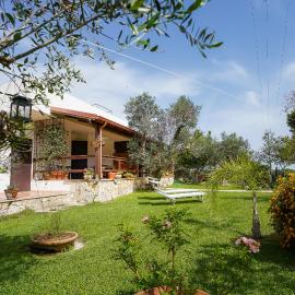 Casa Vacanza Russo Fernando, hotel v destinácii Alimini