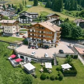 Hotel Al Parco, hotel Moenában