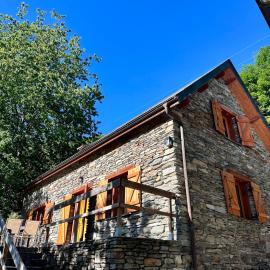 Bergerie GOICOLEA, hotel en Viscos