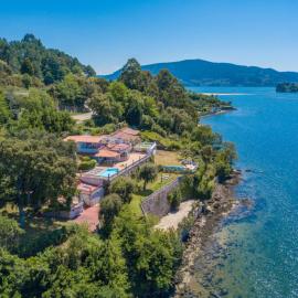 Chalet Sotoxusto, hotel a Pontevedra