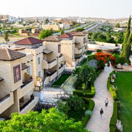 منتجع نهر الهدا لبيوت العطلات โรงแรมในอัลฮาดา