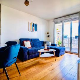 Luxury Apartment with balcony