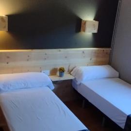 Casa Pirineus - Alojamiento rural & Multiaventura, hotell i Baro