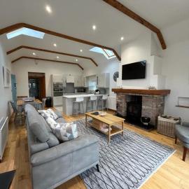 The Cottage at Ashbrook - Charming Country Cottage near Belfast
