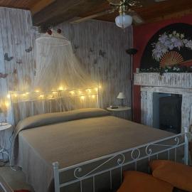 JOLIE PETITE MAISON chez Barbara, hotel en Garbagna