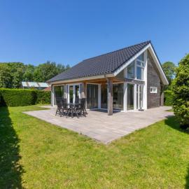 Holiday Home near Beach Burgh-Haamstede