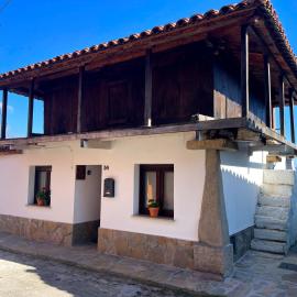 casa típica asturiana, hotel in Avilés