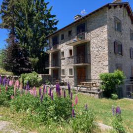 la grange T2 Centre Ville Jardin WIFI