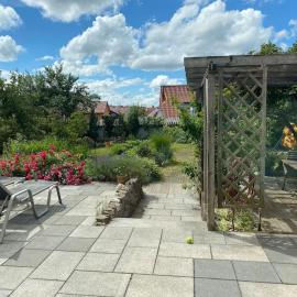 Haus mit Garten und 2 Schlafzimmern, hotel en Neumarkt in der Oberpfalz