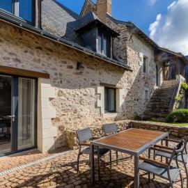 Chambre d'hôtes avec piscine et petit-déjeuner proche d'Angers - FR-1-622-84
