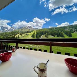 Appartement pour 8 pers. à 50m des pistes avec Wifi et Parking - FR-1-525-288, Hotel in Superdevoluy