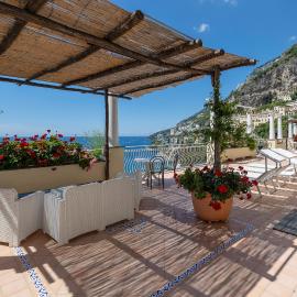 Apartments Amalfi Design Sea View accessible by 250 steps – hotel w Amalfi
