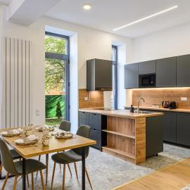 KOA - Davino Aparthotel, hotel v destinaci Brašov